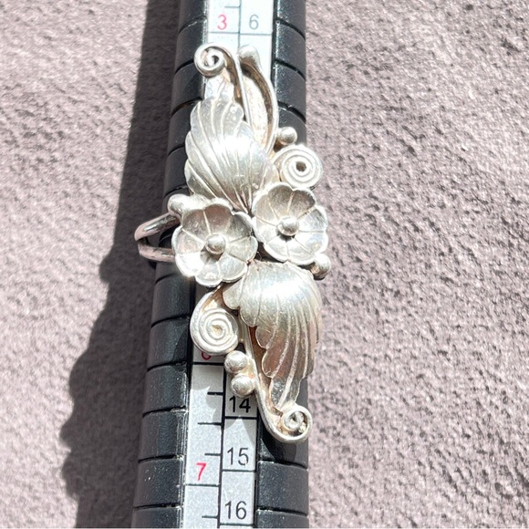 Vintage Signed Angela Lee Navajo Sterling Peyote Cactus Flowers Leaves Ring - Picture 4 of 9